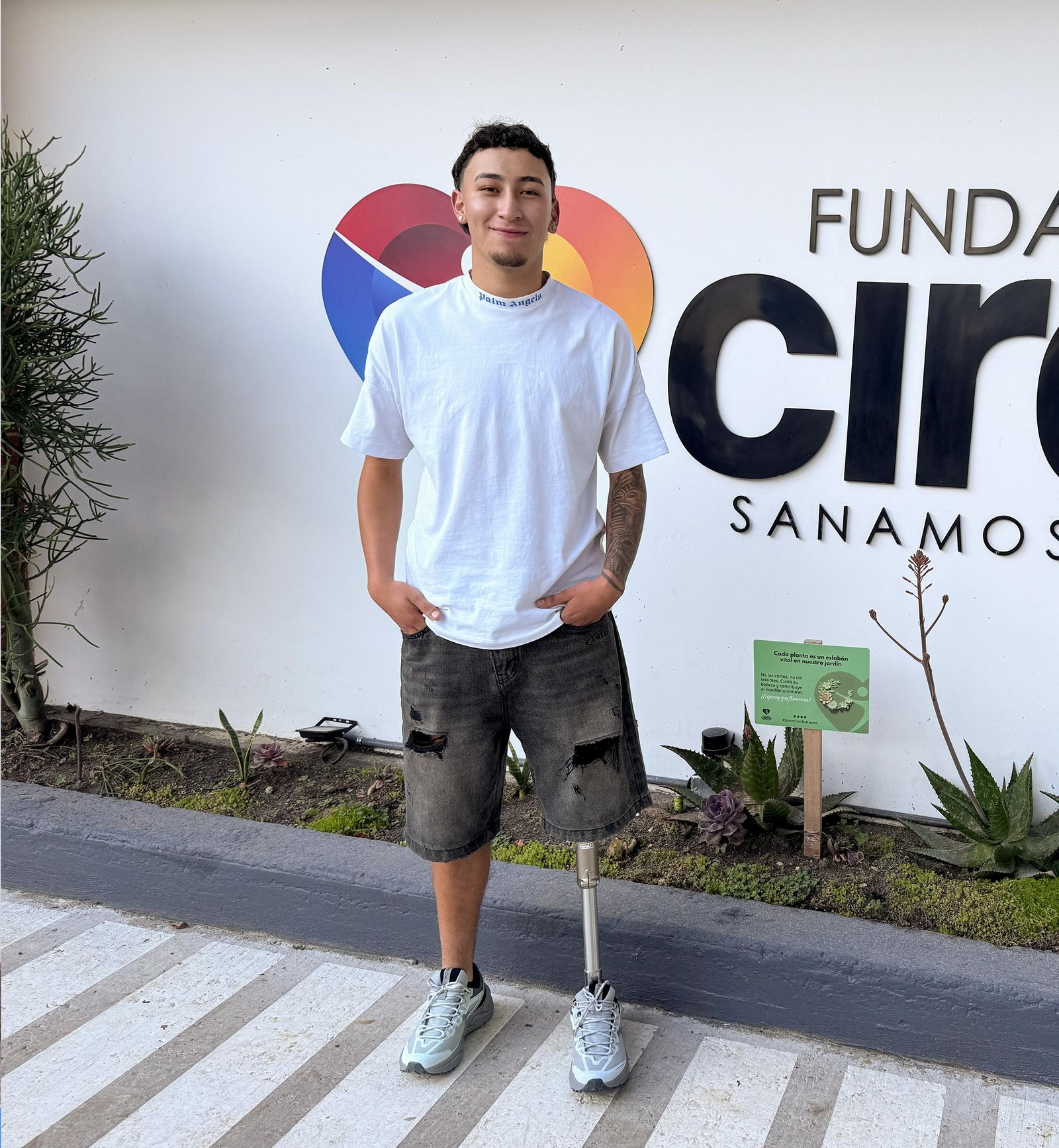 - Sebastián Castillo